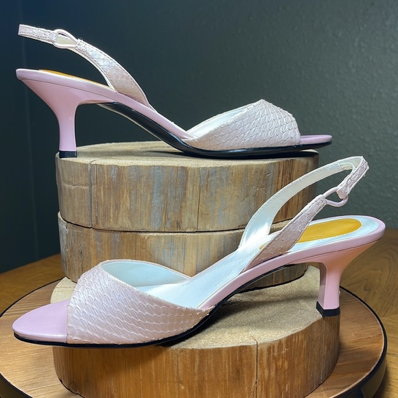 NWOT LIZ CLAIBORNE BOBSEY FLEX HEELS - Picture 4 of 16